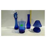 Tray of cobalt blue glass, one tea light lamp and