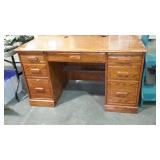 Modern Oak Office Desk, knee hole executive style