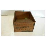Allspice shipping box with lid. 9"×7.5"×5".