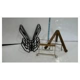 Tray with two book rests. And three walk mount