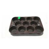 Cast iron muffin pan