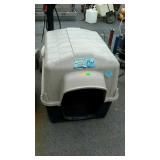 Big poly dog house, for large to extra large