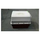 Poly pet carrier for medium size animals