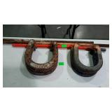 Horse shoes set, 8 shoes 3 pegs