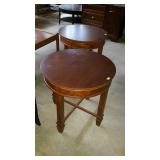 Round end table measures 26in dia. and 25in tall