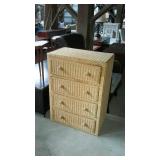 Chest of drawers, 4 drawers wicker style good