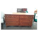 Brown two over four drawer dresser, measures 37