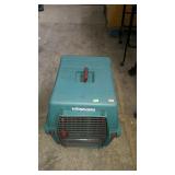 Large pet crate by Vari Kennel - 21 x 27 x 21