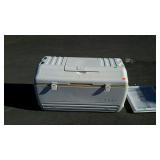 Look here guys nice large igloo cooler