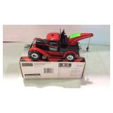 SpecCast die cast - Snap-on Model A Wrecker bank