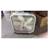 Holmes box fan with 18" blade - tested & working