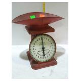 Red kitchen scale