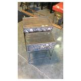 Tin nesting tables