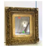Gilt frame wall mirror does have damage