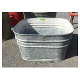 Galvanized washtub