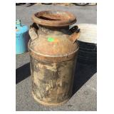 Milk can with lid