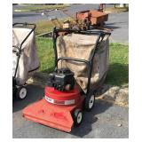 MTD yard vacuum with bagged, 3 1/2 hp Briggs &