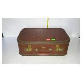 Vintage suitcase, overnight size 18 x 12 x 6, by