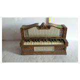Small electric "Golden Pipe Organ", some damage