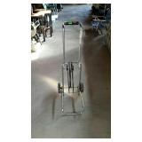 Luggage carrying rack
