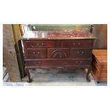Blanket chest - Queen Anne footed, cedar lined by
