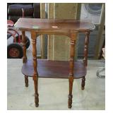 Hall stand / D-table - has under shelf and turned