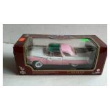 Die-cast metal Ford Fairlane Crown Victoria, 1955