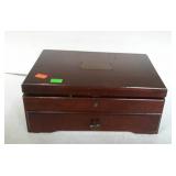 Silverware chest