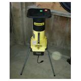 Lawnmaster electric chipper/shredder