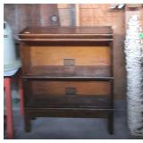 Old Oak Barristers case 2 sections with the top