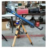 Lumina telescope with tripod
