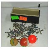 Box of Jacks of three balls