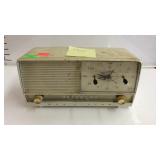RCA Victor Clock Radio needs repairs no cord