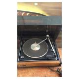Electronics - Garrard turntable model 440M with