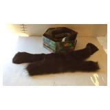 Fur collars - lot of four with hatbox