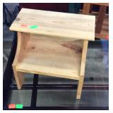 Set of pine steps, project or bed type steps, 12"