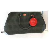 Estée Lauder weekender bag