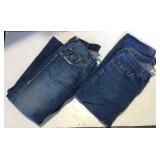 Two pairs true religion jeans size 33