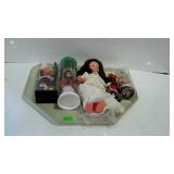 Collection of 5 dolls, 4 are of the world