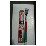 Cardinal seasonal decor flag, and a 3x5ft