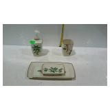 Lenox - dimension Collection, Holiday pattern -