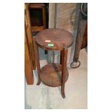 Plant stand 10in Dia. 20in tall