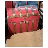 Painted camel back trunk no till 31in long