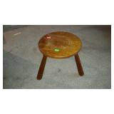 Wooden, three legged plant stand. 15" diameter