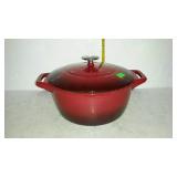 Enamel on cast iron 6-1/2 qt. pot with lid - code
