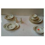 Fleurette dish set, is not complete