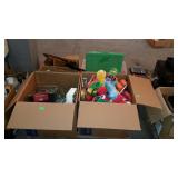 Skid lot - Wall shelves, frames, prints,