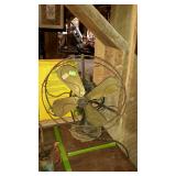 Old GE Fan with 16" blade, shows age needs work