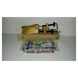 Misc - Longaberger napkins, and pair of shoe