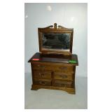Dresser shaped jewelry box